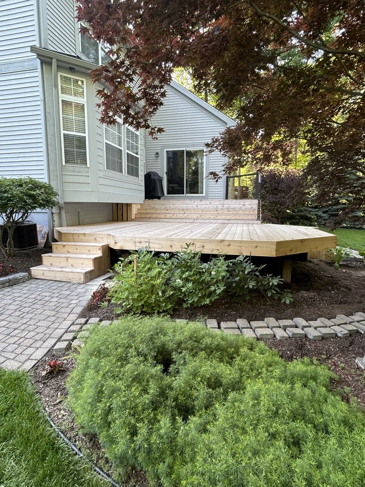 Example of a custom deck built by Persha Family Construction, serving Birmingham, MI